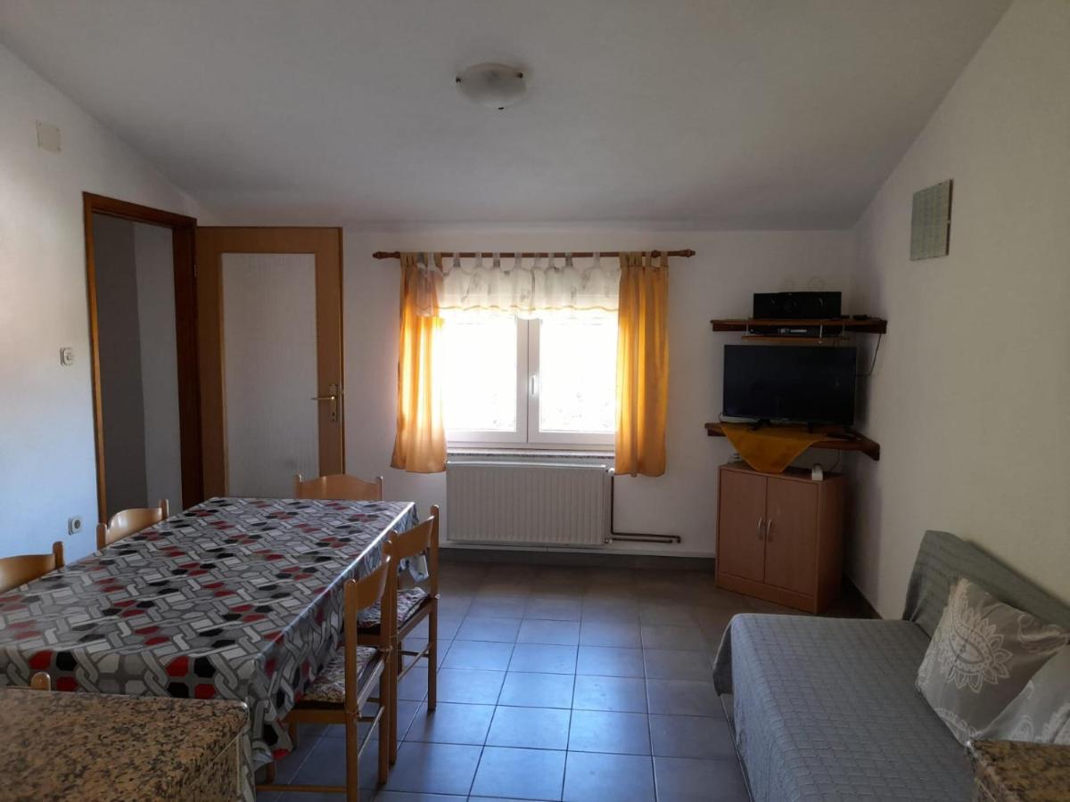 Apartman Karin 2 Senj  Luaran gambar