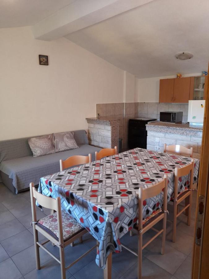 Apartman Karin 2 Senj  Luaran gambar