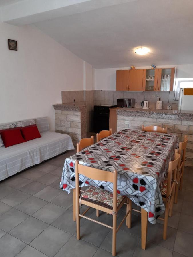 Apartman Karin 2 Senj  Luaran gambar