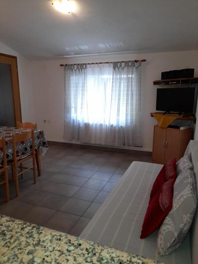 Apartman Karin 2 Senj  Luaran gambar